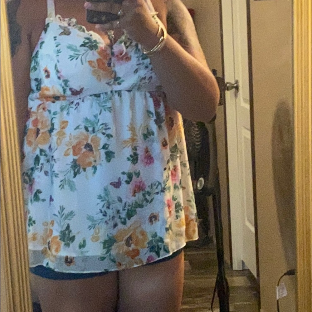Flower spaghetti strap shirt
